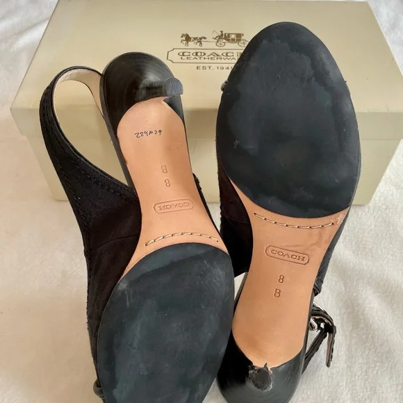 Coach open-toe heels. Black. - Picture 4 of 5